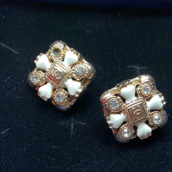 Vintage Chanel Enamel Earrings - Picture 1 of 4